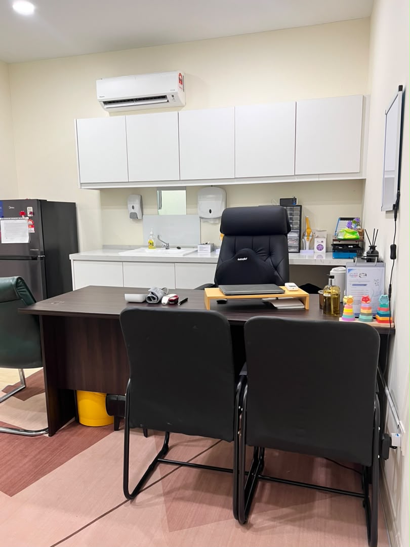 Reception Klinik Hadid Ampang